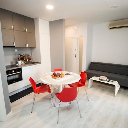Apartman Gusar -Top Position, Close To The Center And The Beach, Fully Equipped オミシュ エクステリア 写真
