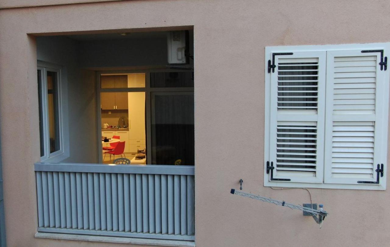 Apartman Gusar -Top Position, Close To The Center And The Beach, Fully Equipped オミシュ エクステリア 写真