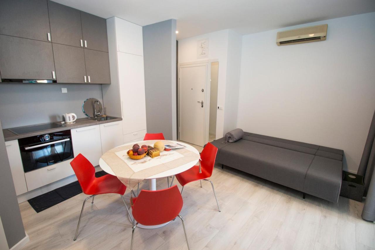 Apartman Gusar -Top Position, Close To The Center And The Beach, Fully Equipped オミシュ エクステリア 写真